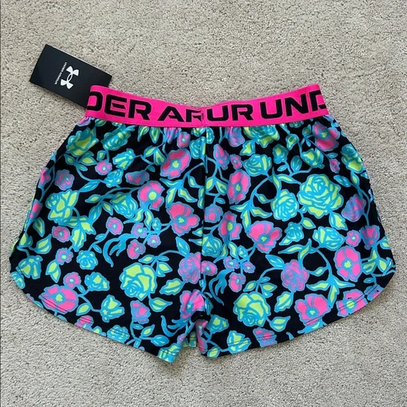 Under Armour | Black Pink Floral Girl Athletic Shorts | M (youth) - Picture 3 of 6